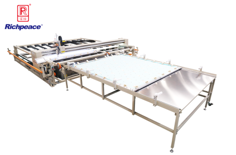 米兰app官网入口框式电脑绗缝机（撑布带机型）-法式上料台