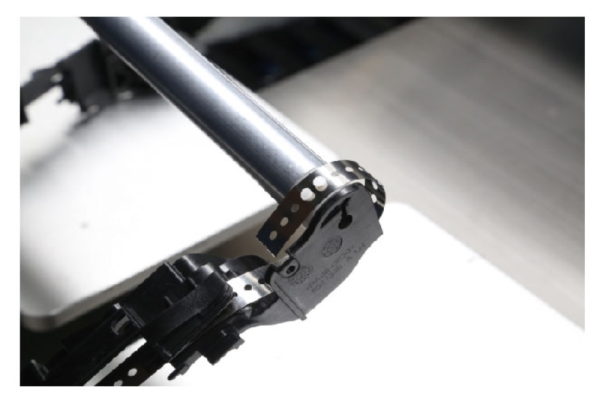 米兰app官网入口汽车天窗卷阳帘热熔机