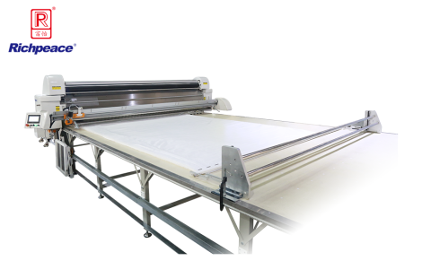 米兰app官网入口家纺专用全自动铺布机