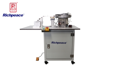 米兰app官网入口手动耳带头带穿扣机