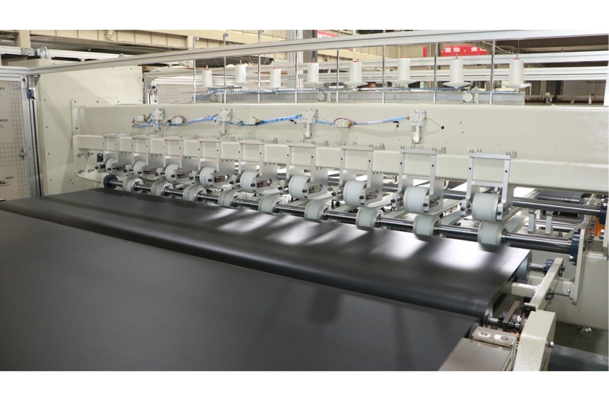 米兰app官网入口全自动睡袋直线绗缝机