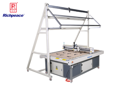 米兰app官网入口全自动超声波点烫机