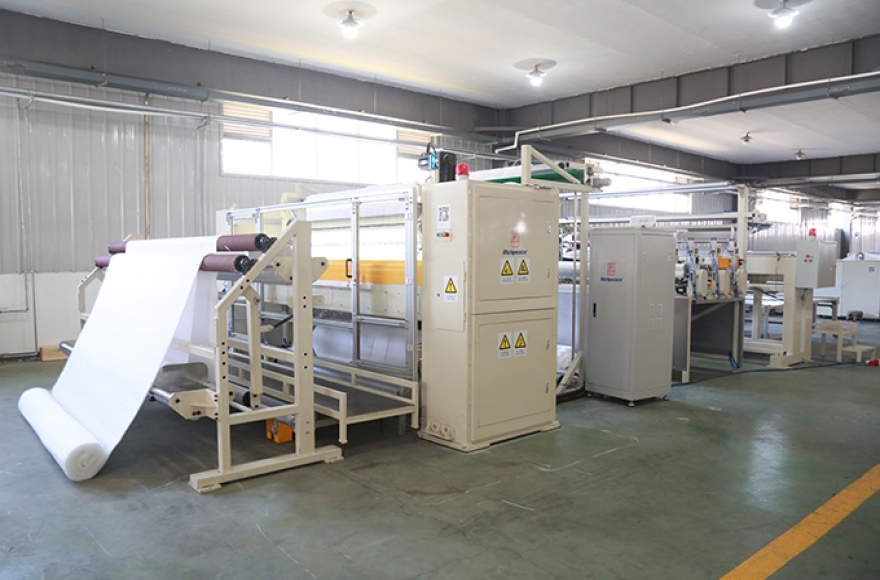 米兰app官网入口L2500高速多针绗缝机