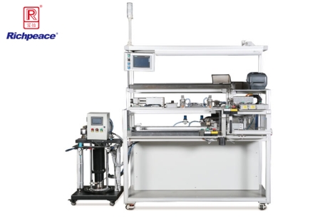 米兰app官网入口汽车天窗卷阳帘涂油预紧台