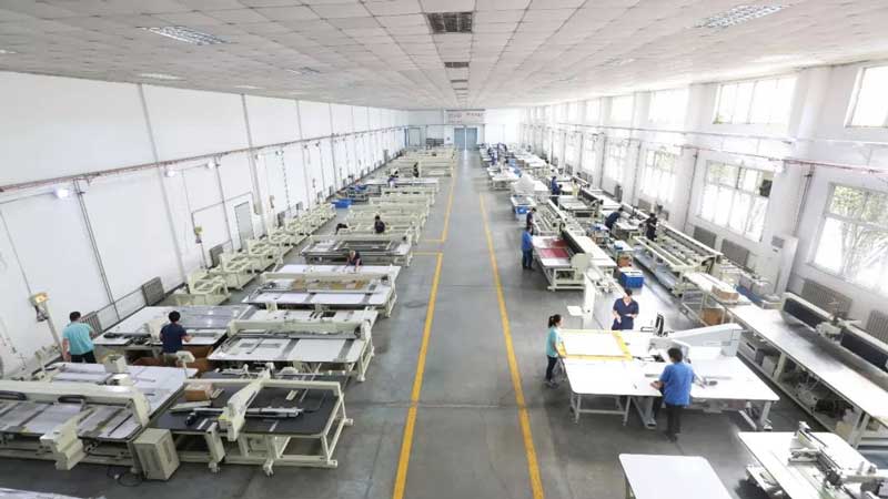 米兰app官网入口绗缝机车间现场 米兰app官网入口绗缝机车间现场2.jpg