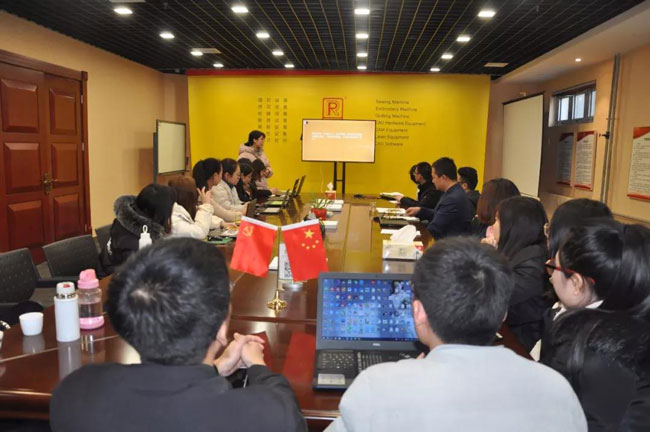 学生现场汇报在米兰app官网入口实习总结