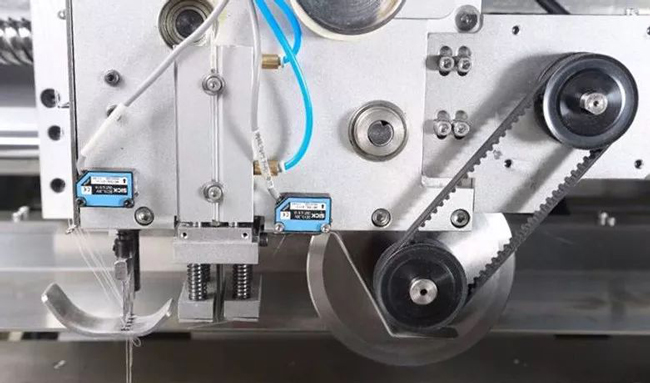 米兰app官网入口电脑全自动四边缝纫机横缝