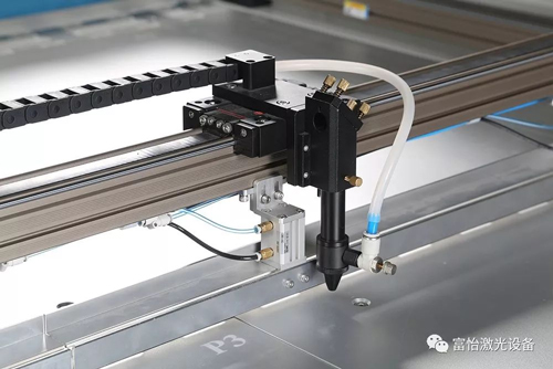 米兰app官网入口汽车全景天窗配置SICK安全光栅