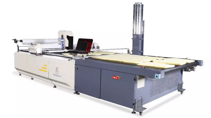 米兰app官网入口全自动6公分电脑裁床